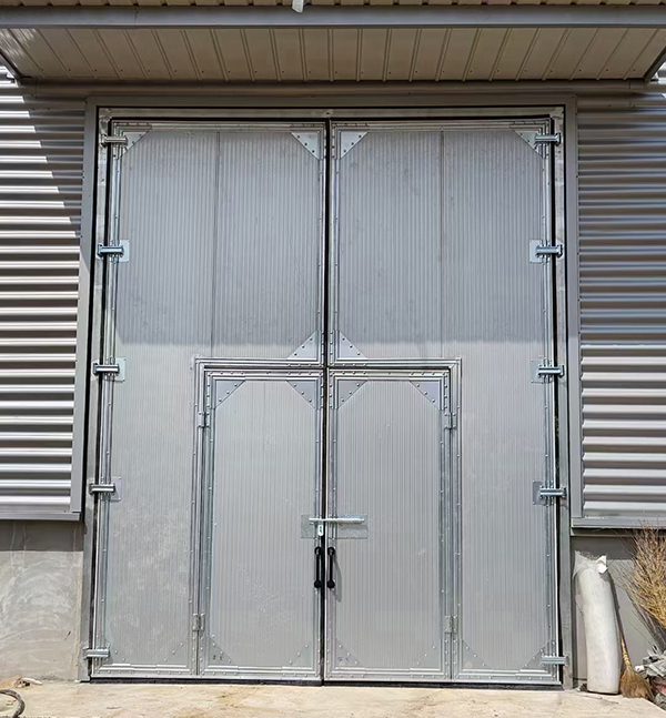 山丹工业平开门