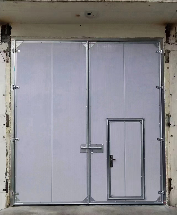 山丹工业平开门