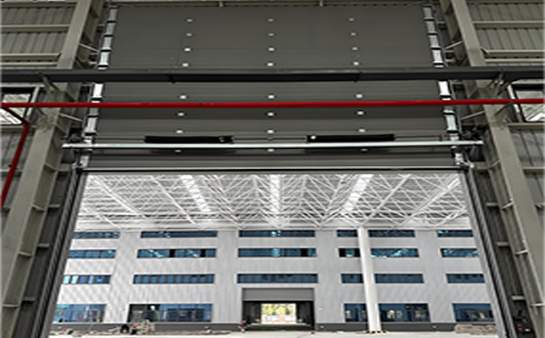 山丹工业提升门