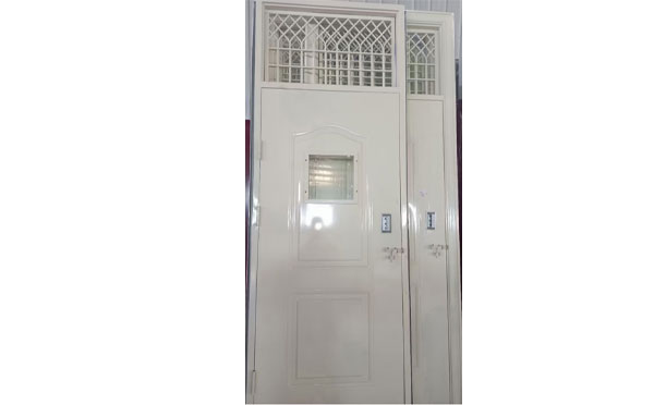 山丹学校教室门