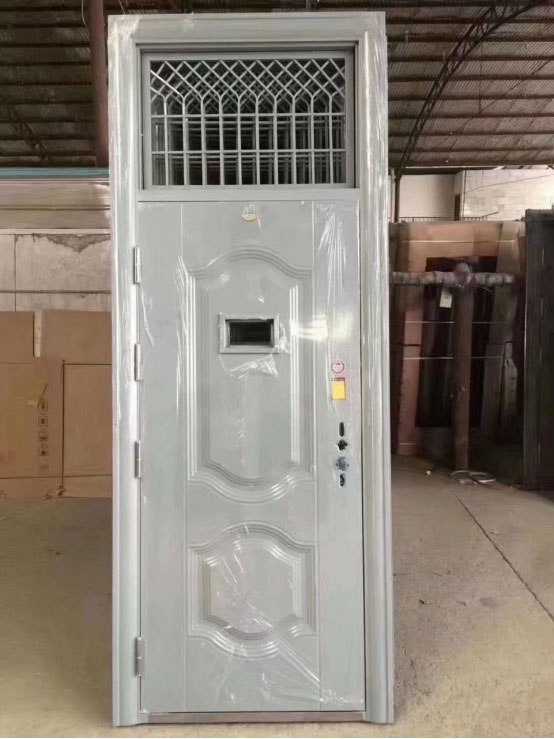 山丹学校教室门