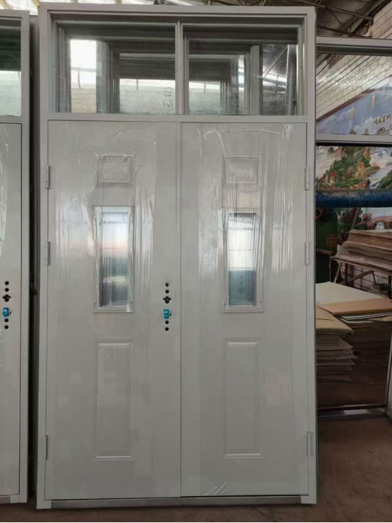 山丹学校教室门 山丹学校教室门