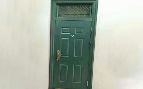 山丹学校教室门