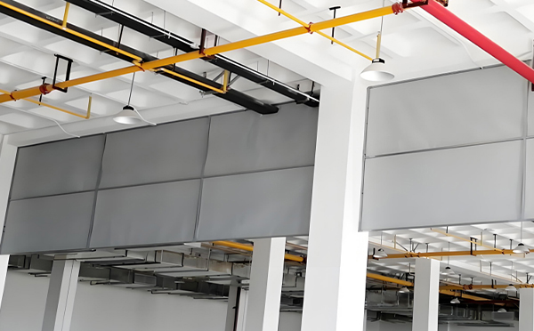 商场防烟分区常闭节点：山丹挡烟垂壁高度与控制器接线图解